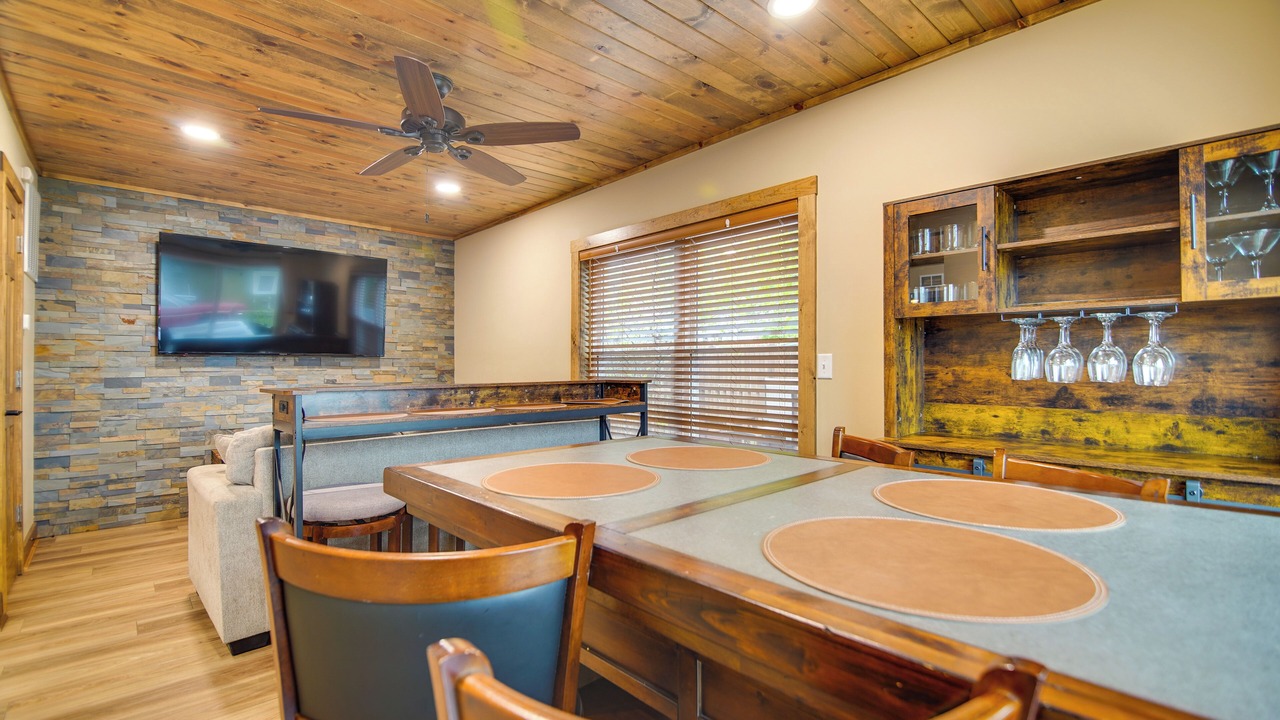 Photo of Bedroom in Twin Lakes