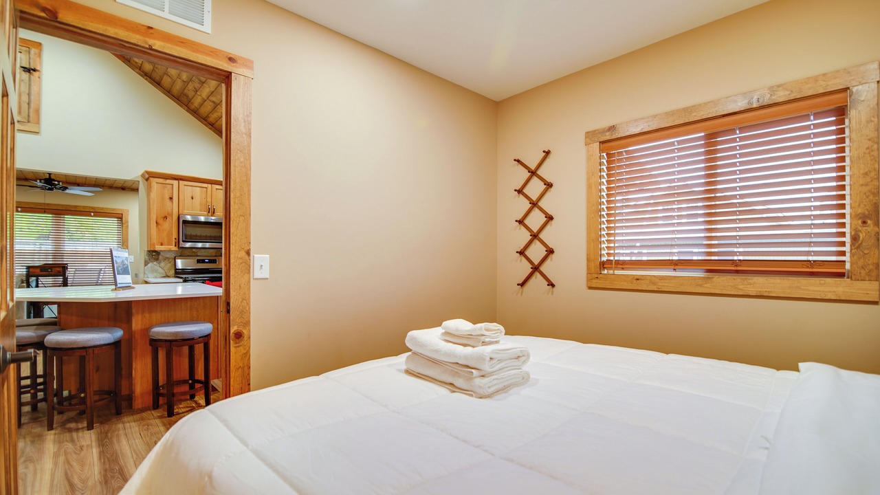 Photo of Bedroom in Twin Lakes