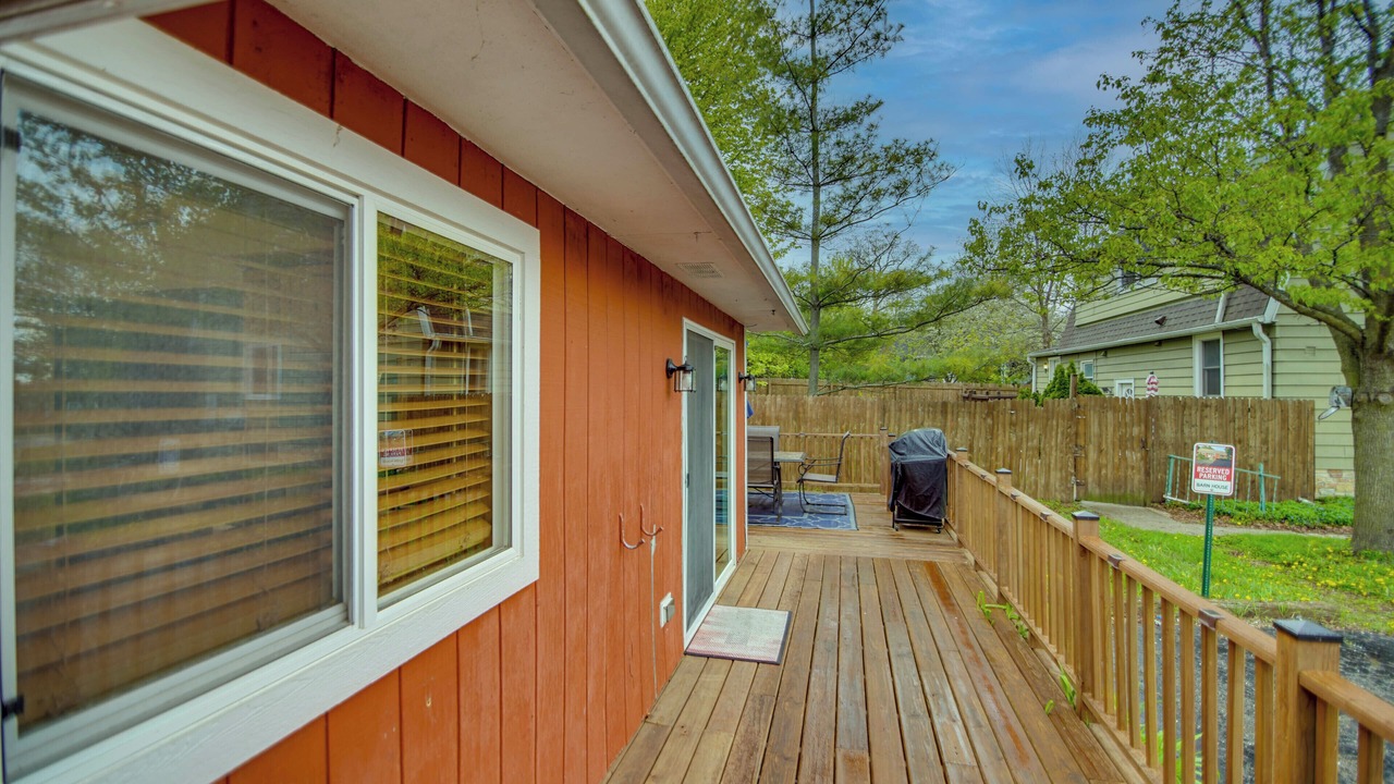 Photo of Patio Balcony in Twin Lakes