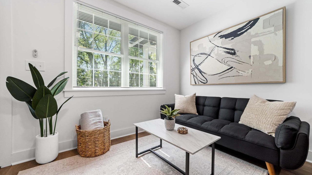 Photo of Livingroom in Clarksville