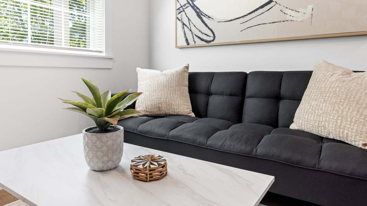 Photo of Livingroom in Clarksville