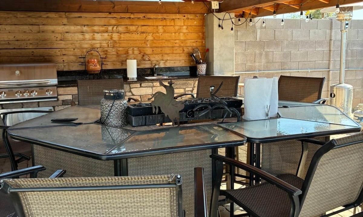 Photo of Outdoor in Paradise Valley Village