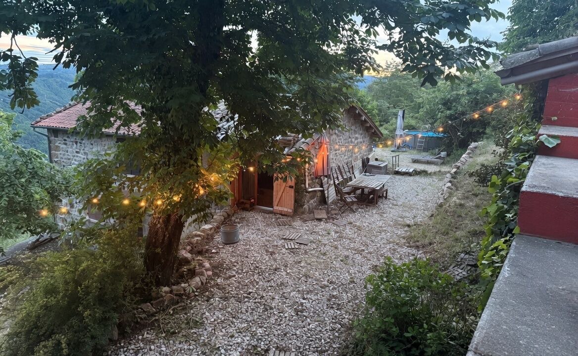 Photo of Outdoor in Saint-Michel-de-Chabrillanoux
