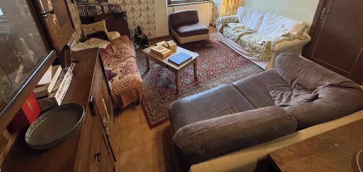 Photo of Livingroom in Saint-Michel-de-Chabrillanoux
