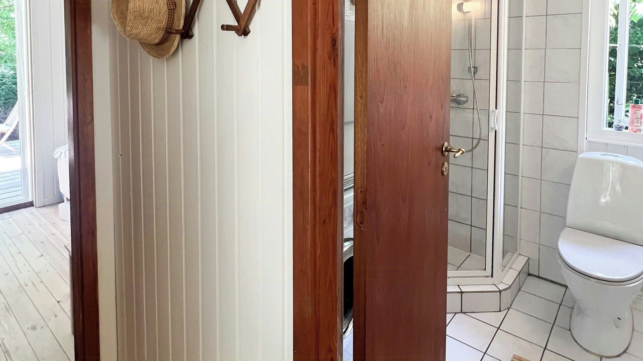 Photo of Bathroom in Melby