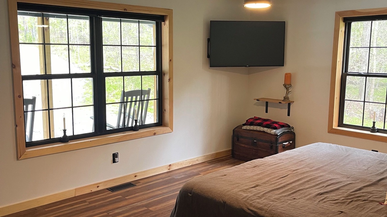 Photo of Bedroom in Munson