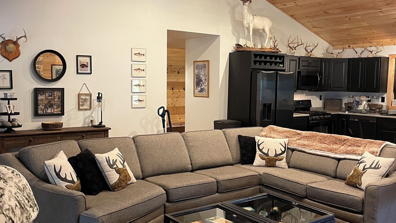 Photo of Livingroom in Munson