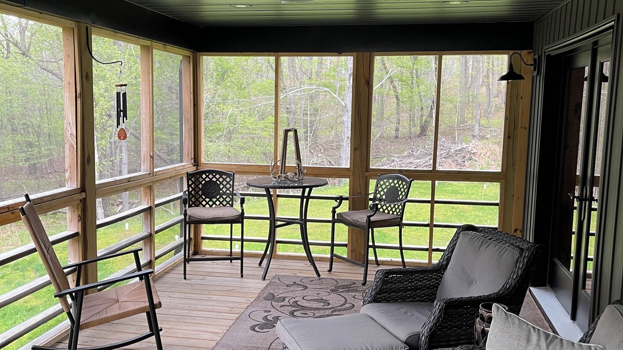 Photo of Livingroom in Munson