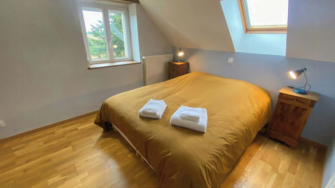 Photo of Bedroom in Moulins-le-Carbonnel