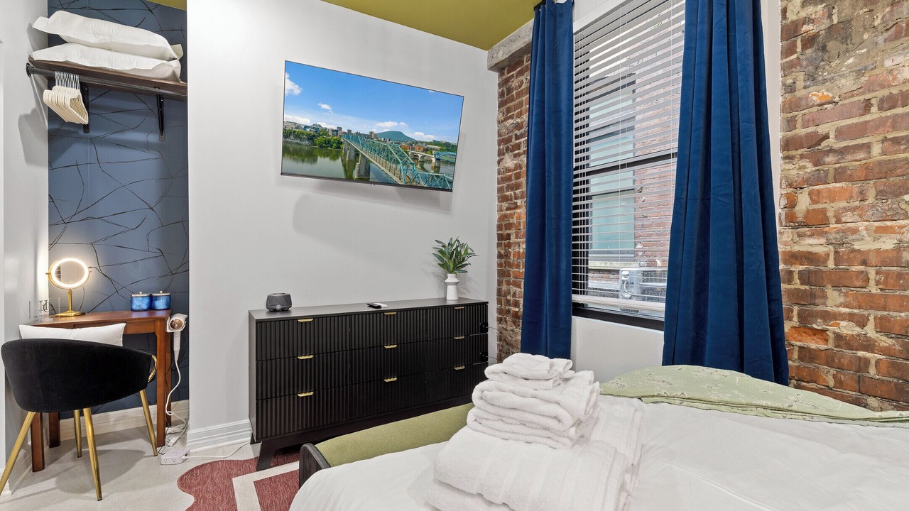 Photo of Bedroom in Downtown Chattanooga