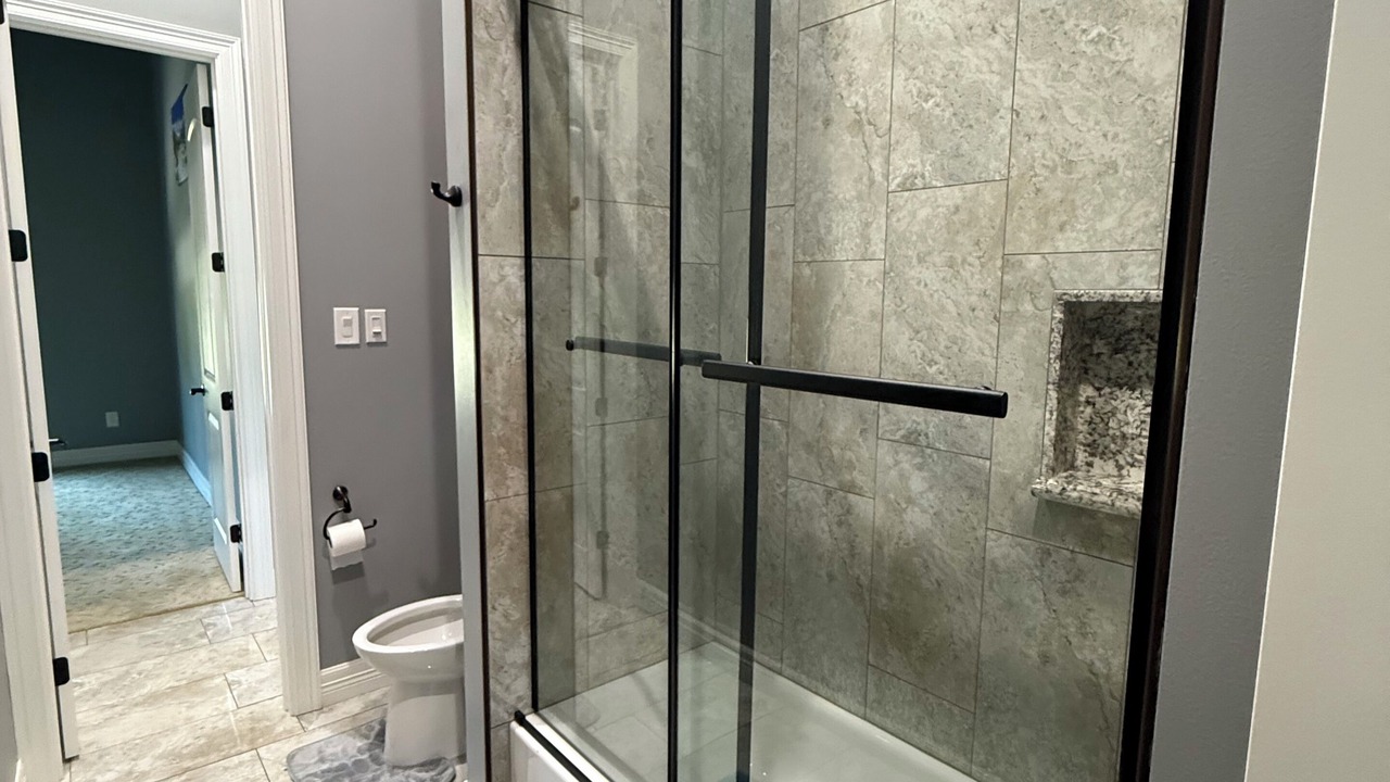 Photo of Bathroom in Atascocita