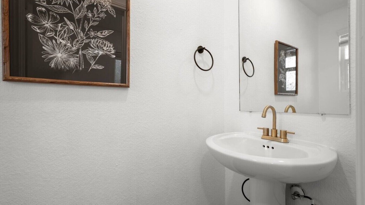 Photo of Bathroom in Stony Ridge North