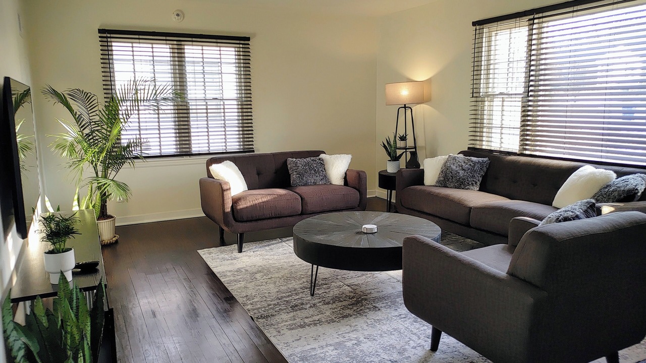 Photo of Livingroom in Merriam