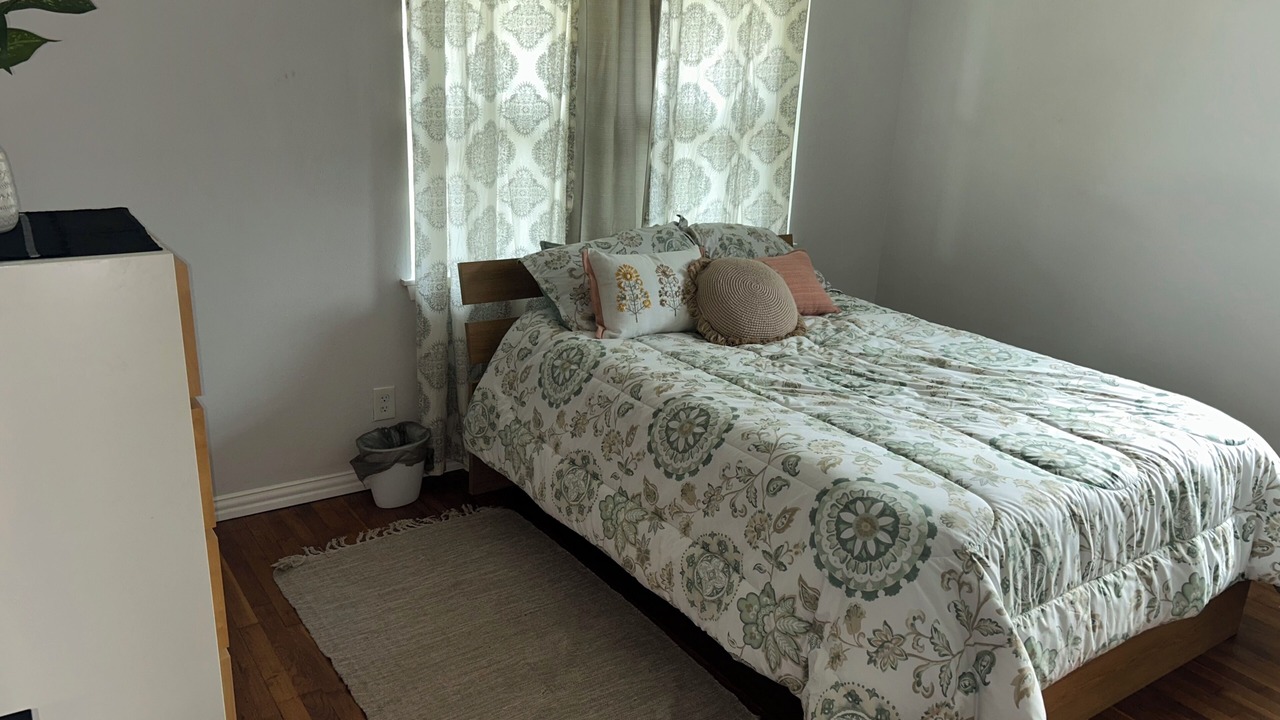 Photo of Bedroom in Garden Oaks