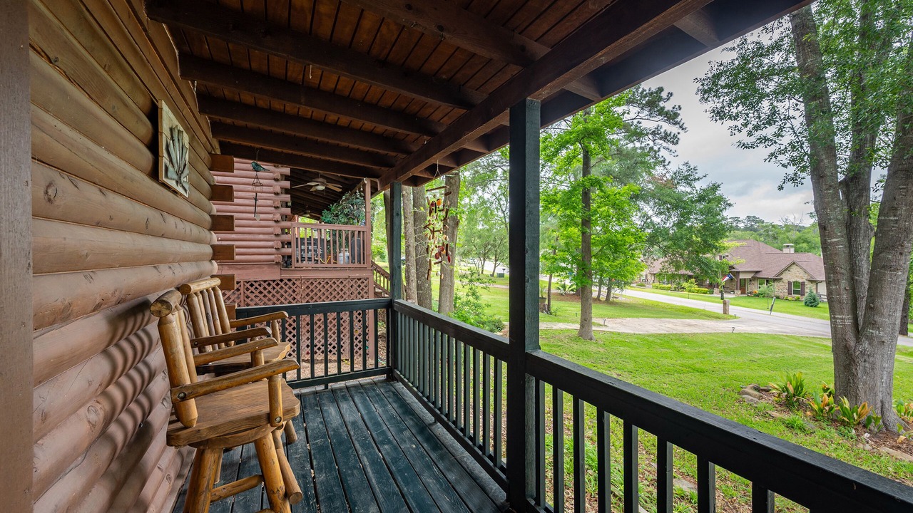 Photo of Patio Balcony in Huntsville
