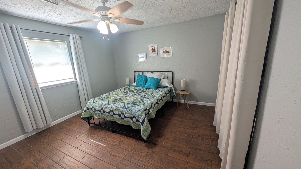 Photo of Bedroom in Cache