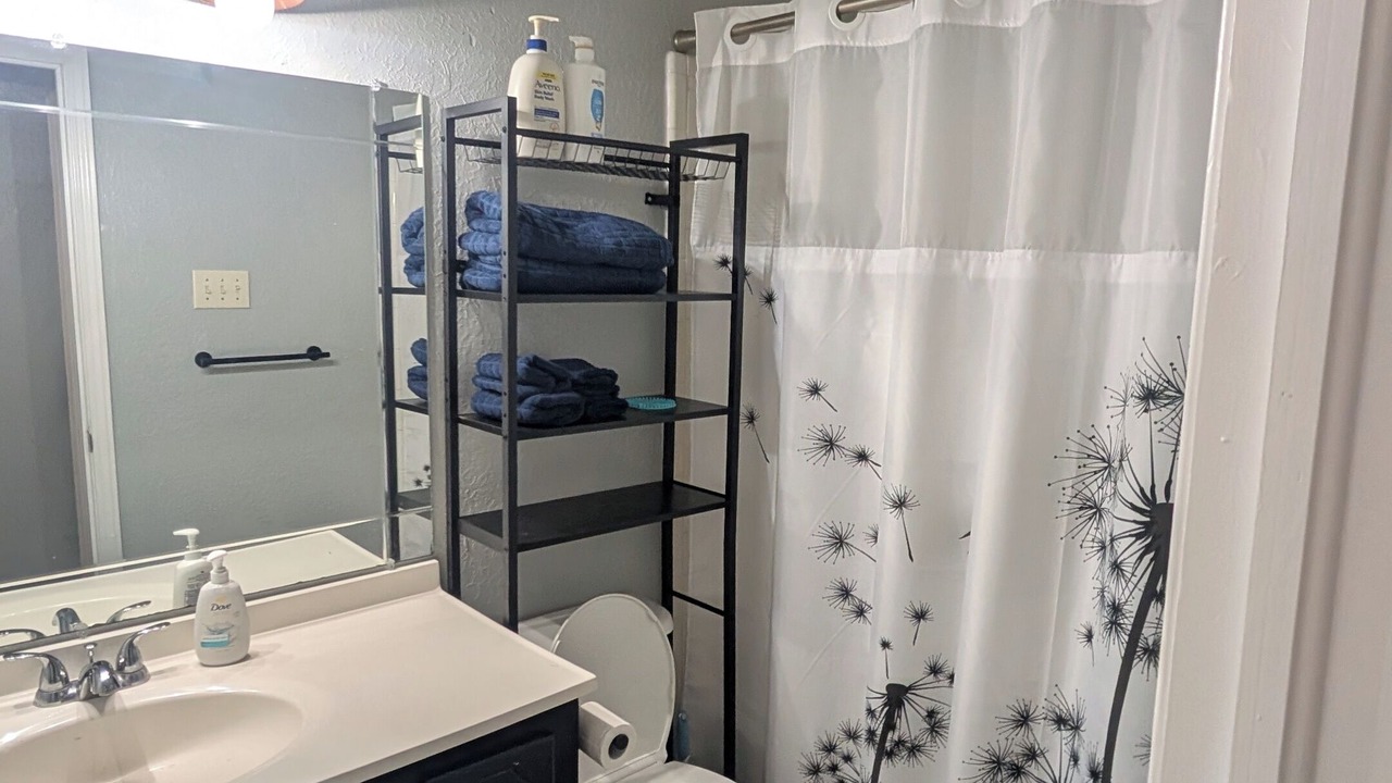 Photo of Bathroom in Cache
