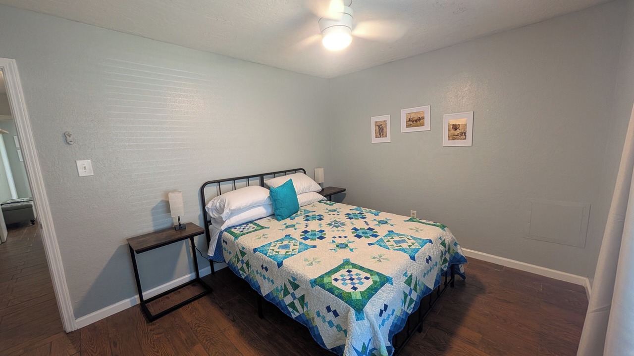 Photo of Bedroom in Cache