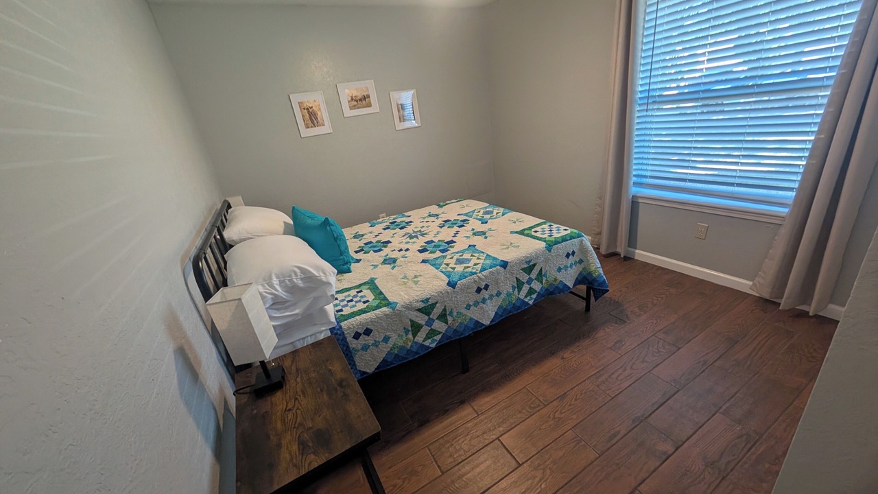 Photo of Bedroom in Cache
