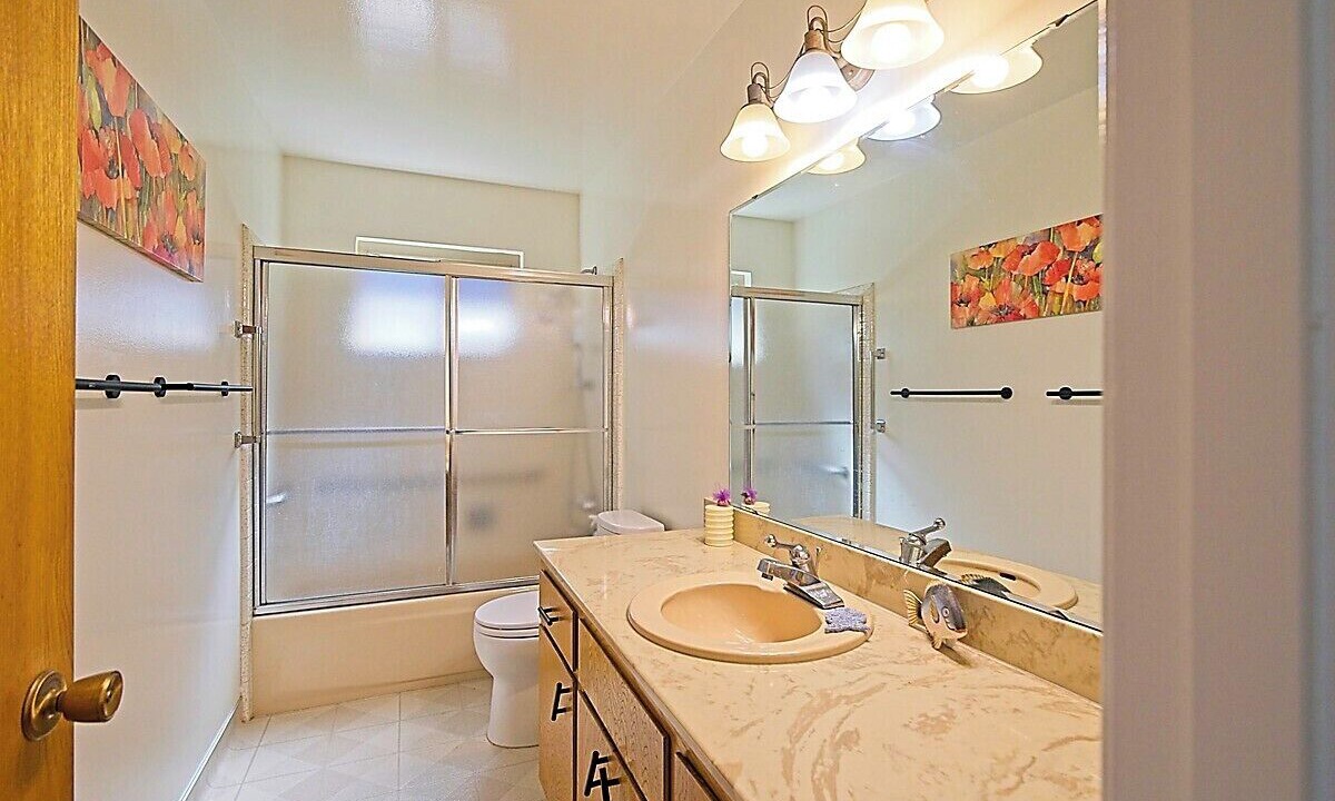 Photo of Bathroom in Alameda