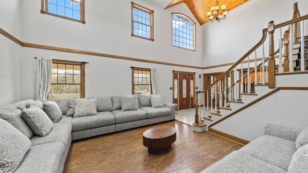 Photo of Livingroom in Gardiner