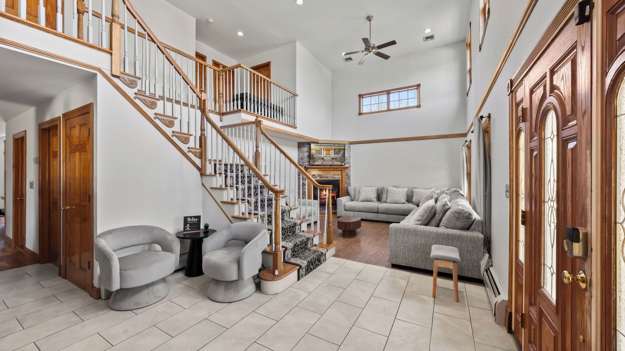 Photo of Livingroom in Gardiner