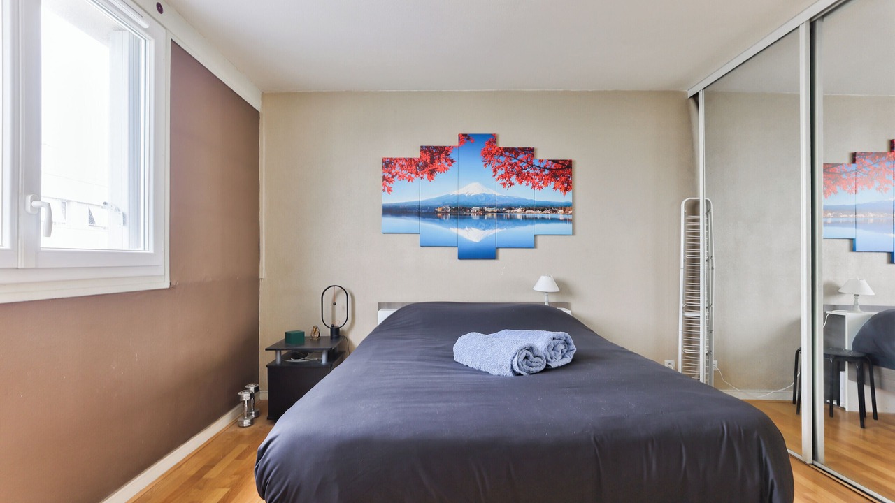 Photo of Bedroom in Draveil