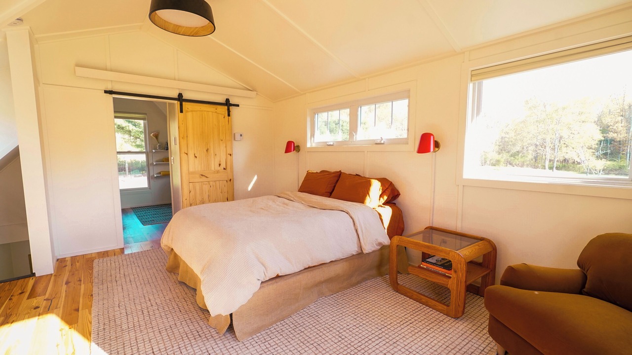 Photo of Bedroom in Parksville