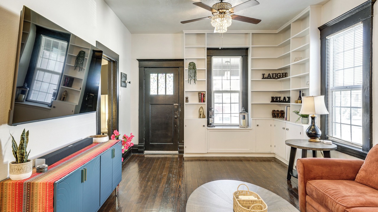 Photo of Livingroom in El Paso