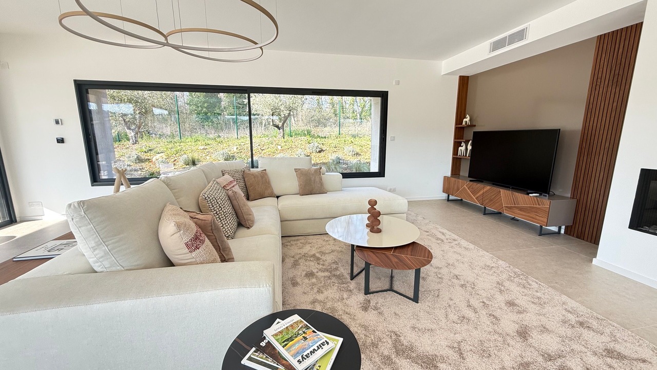 Photo of Livingroom in Tourrettes