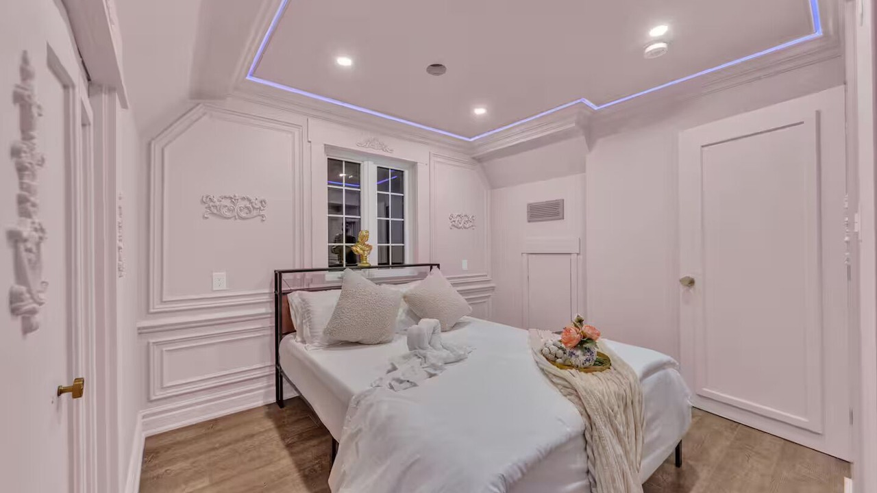 Photo of Bedroom in Town of Essex