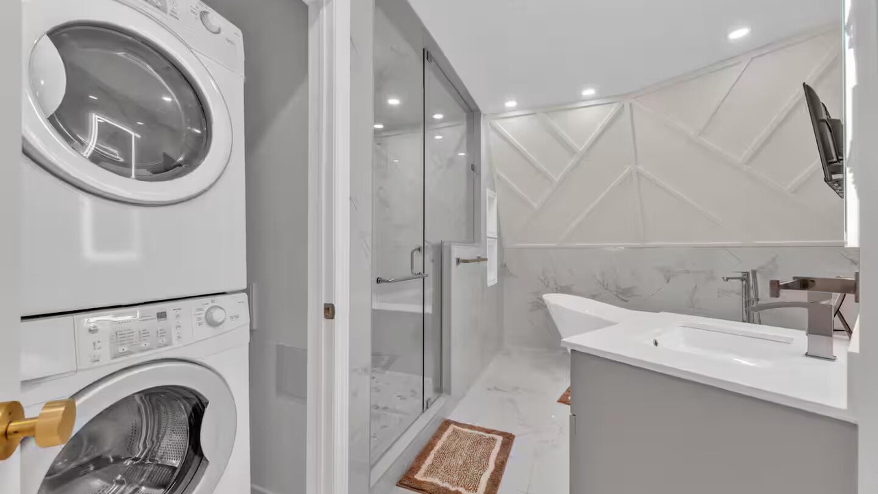 Photo of Bathroom in Town of Essex