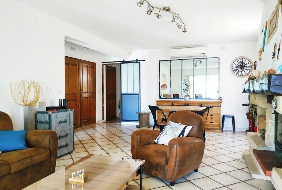 Photo of Livingroom in Allauch