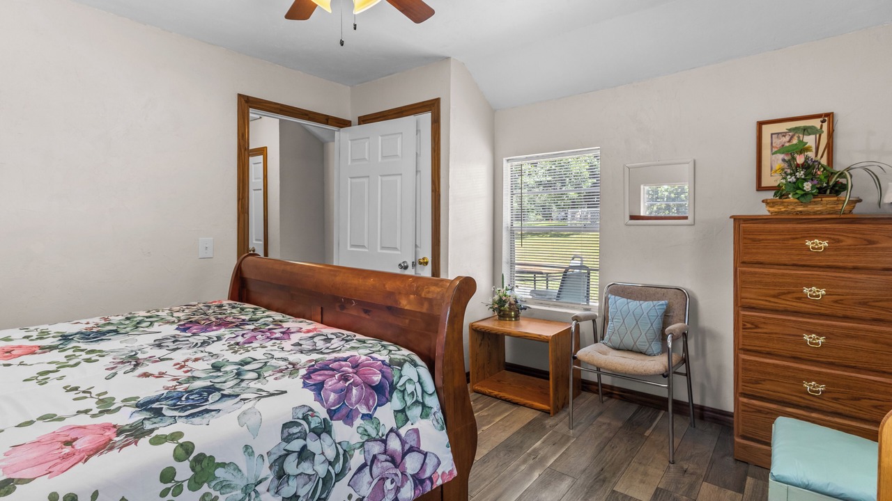 Photo of Bedroom in Longtown