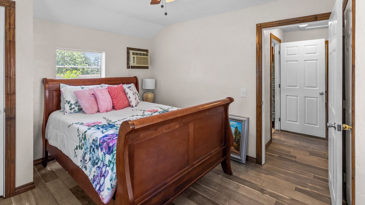 Photo of Bedroom in Longtown