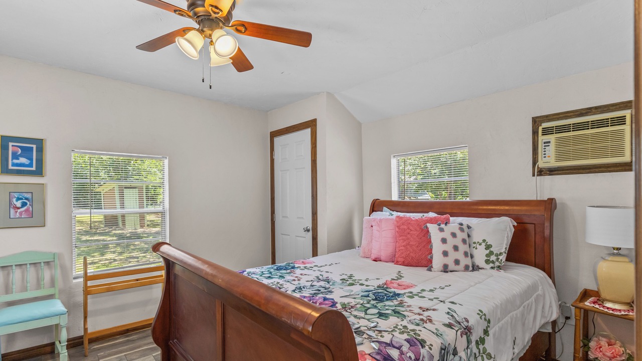 Photo of Bedroom in Longtown