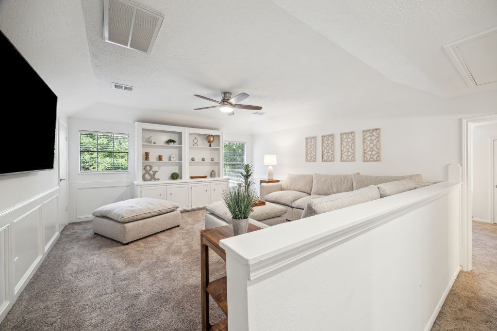 Photo of Livingroom in Panther Creek