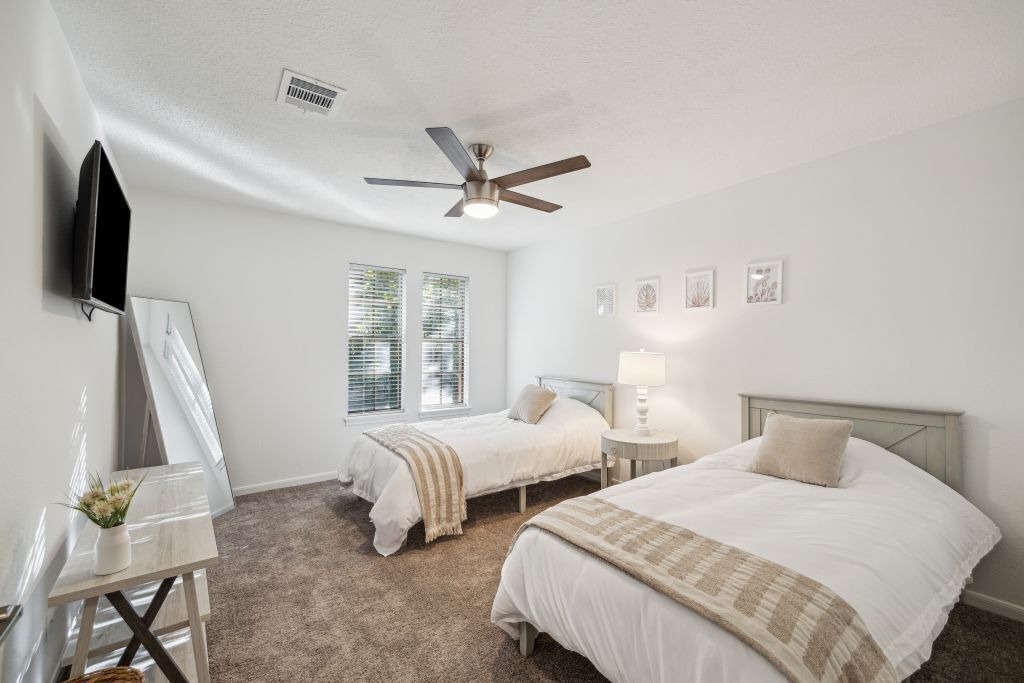 Photo of Bedroom in Panther Creek