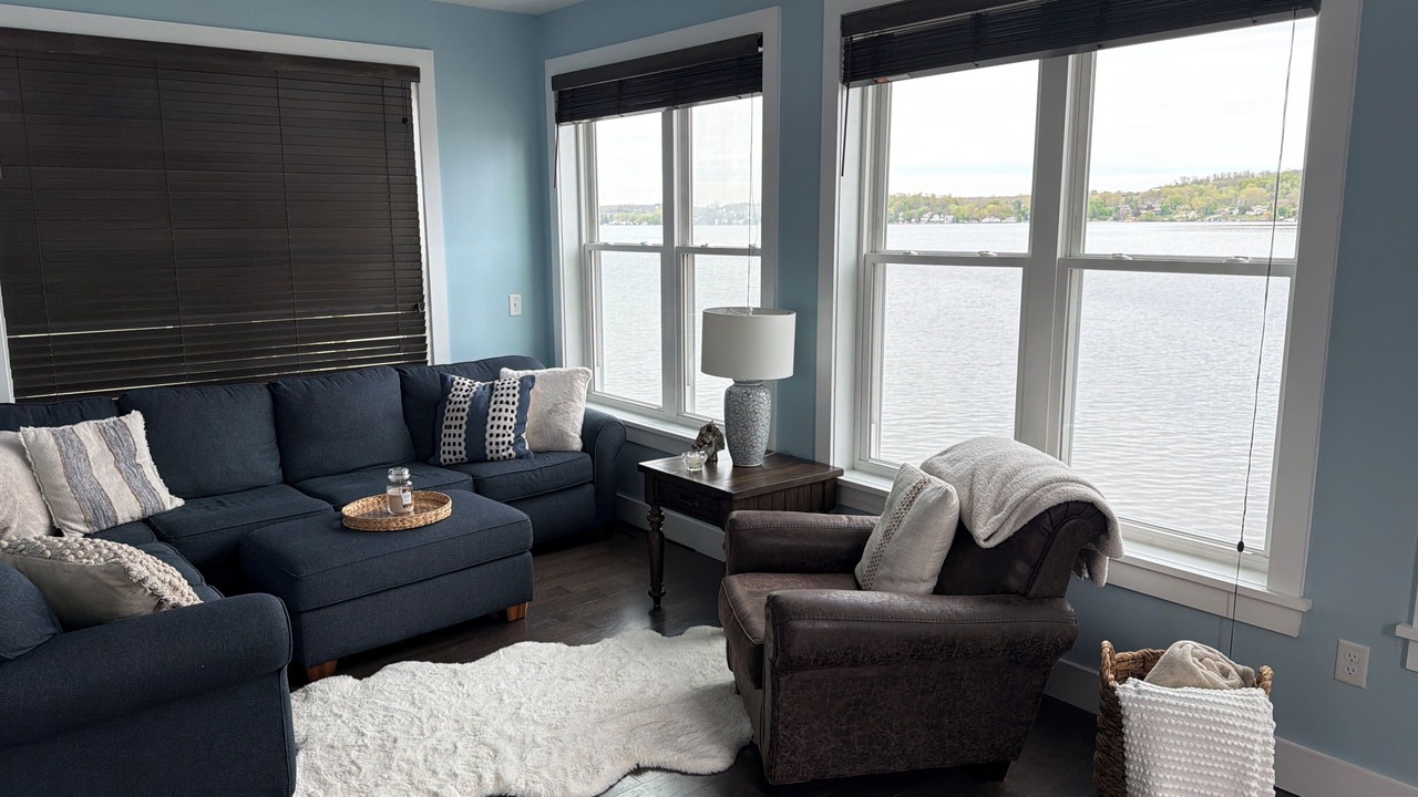 Photo of Livingroom in Geneseo