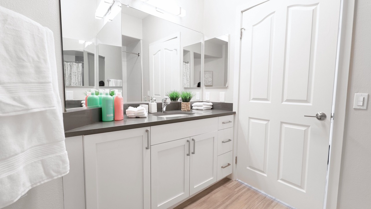 Photo of Bathroom in Los Angeles