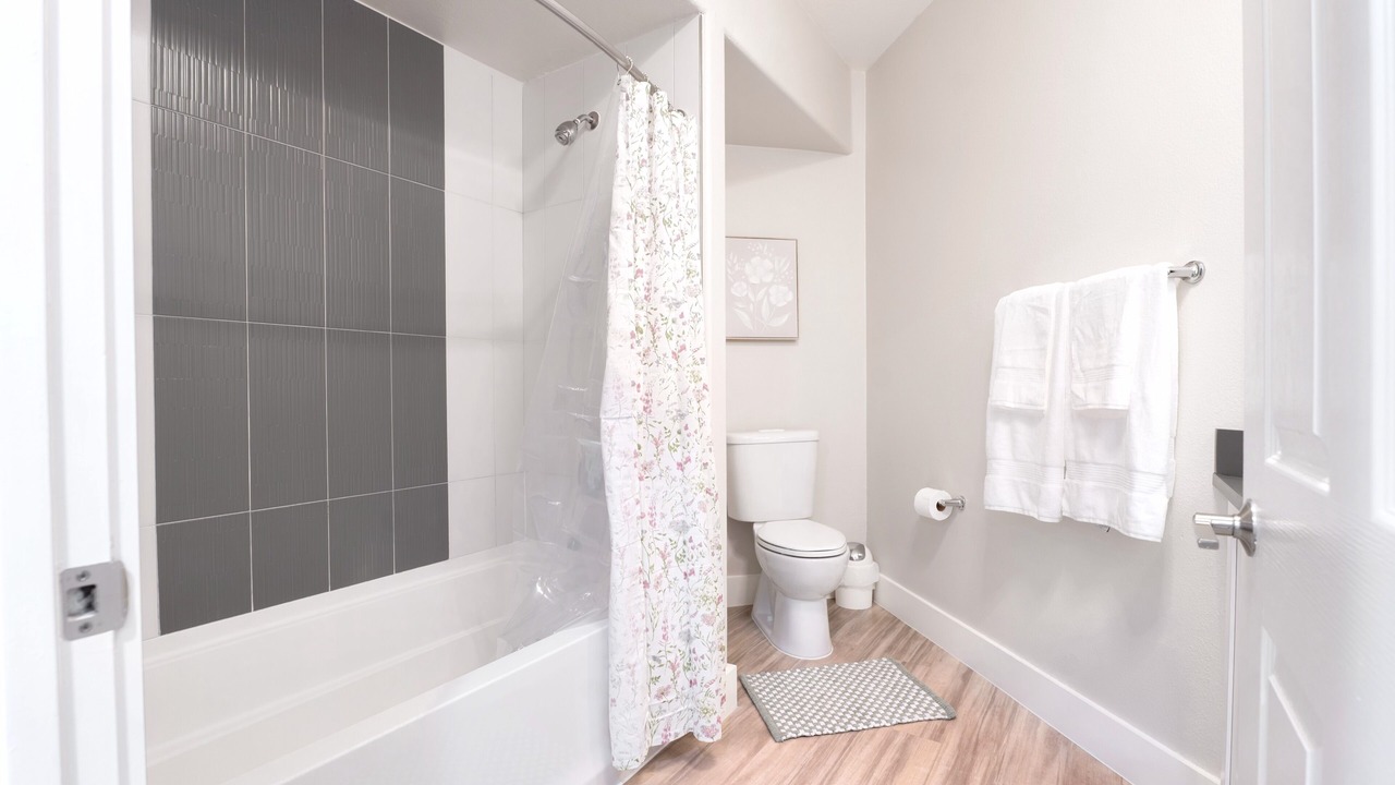 Photo of Bathroom in Los Angeles