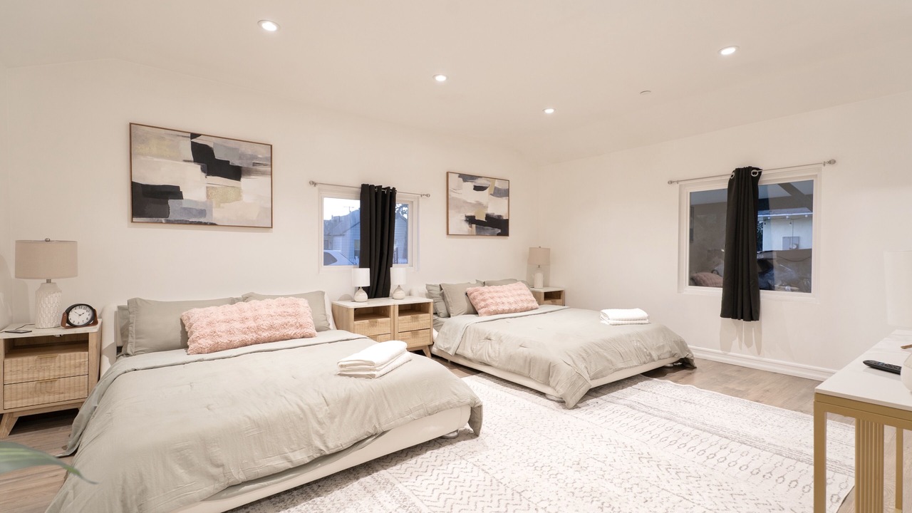 Photo of Bedroom in Burbank