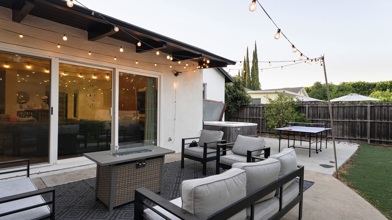 Photo of Outdoor in Burbank