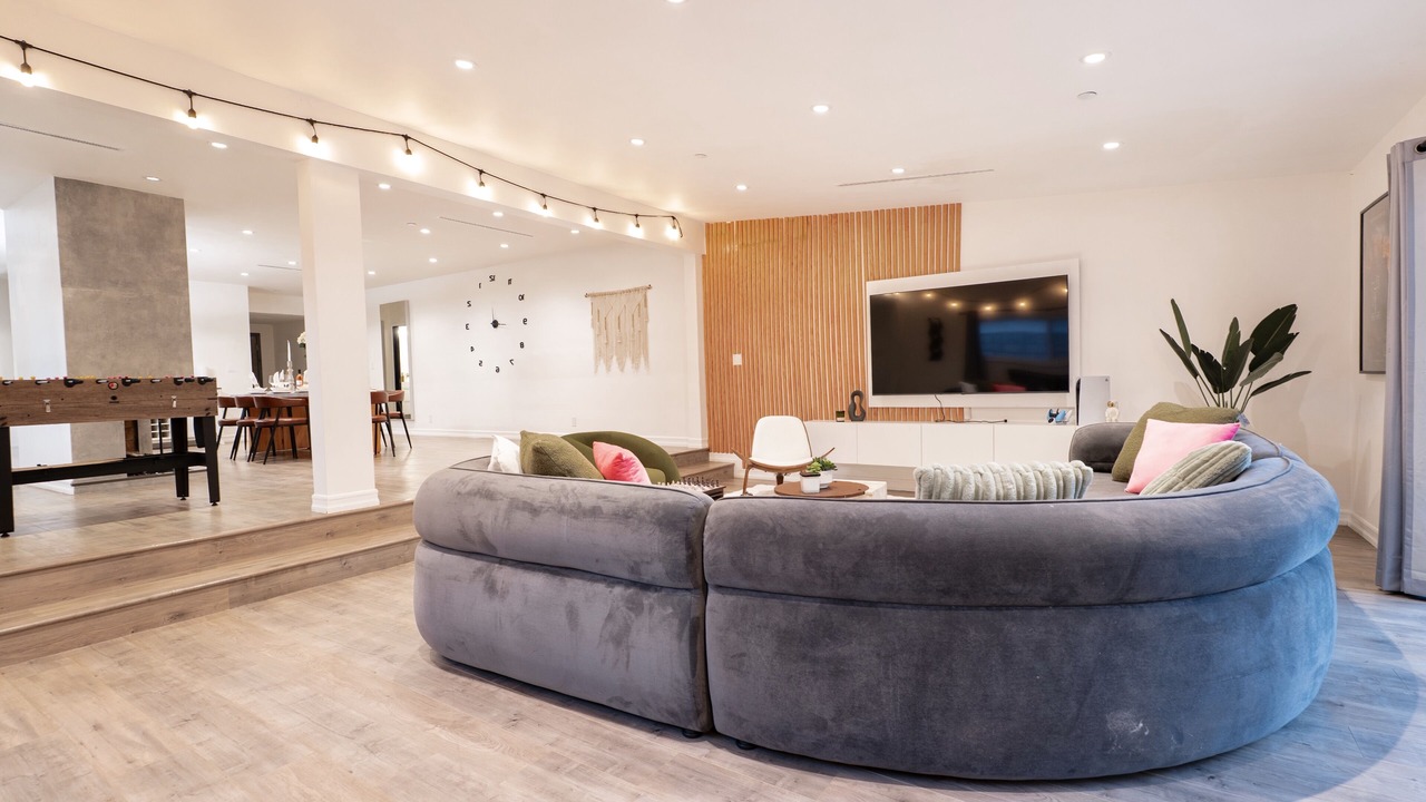 Photo of Livingroom in Burbank