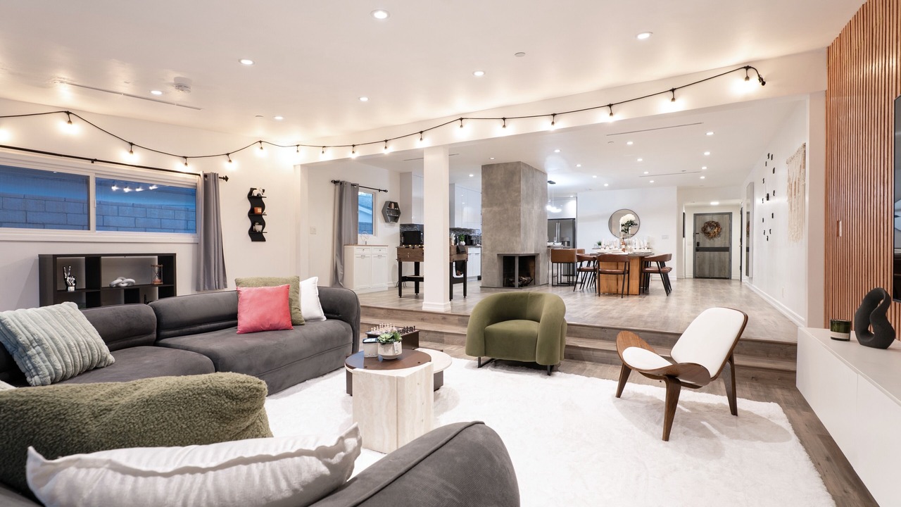 Photo of Livingroom in Burbank