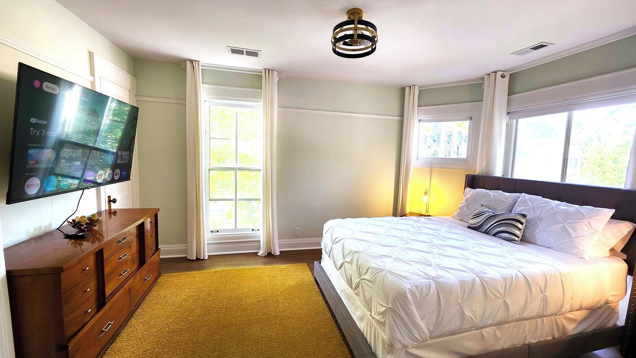 Photo of Bedroom in Oak Park