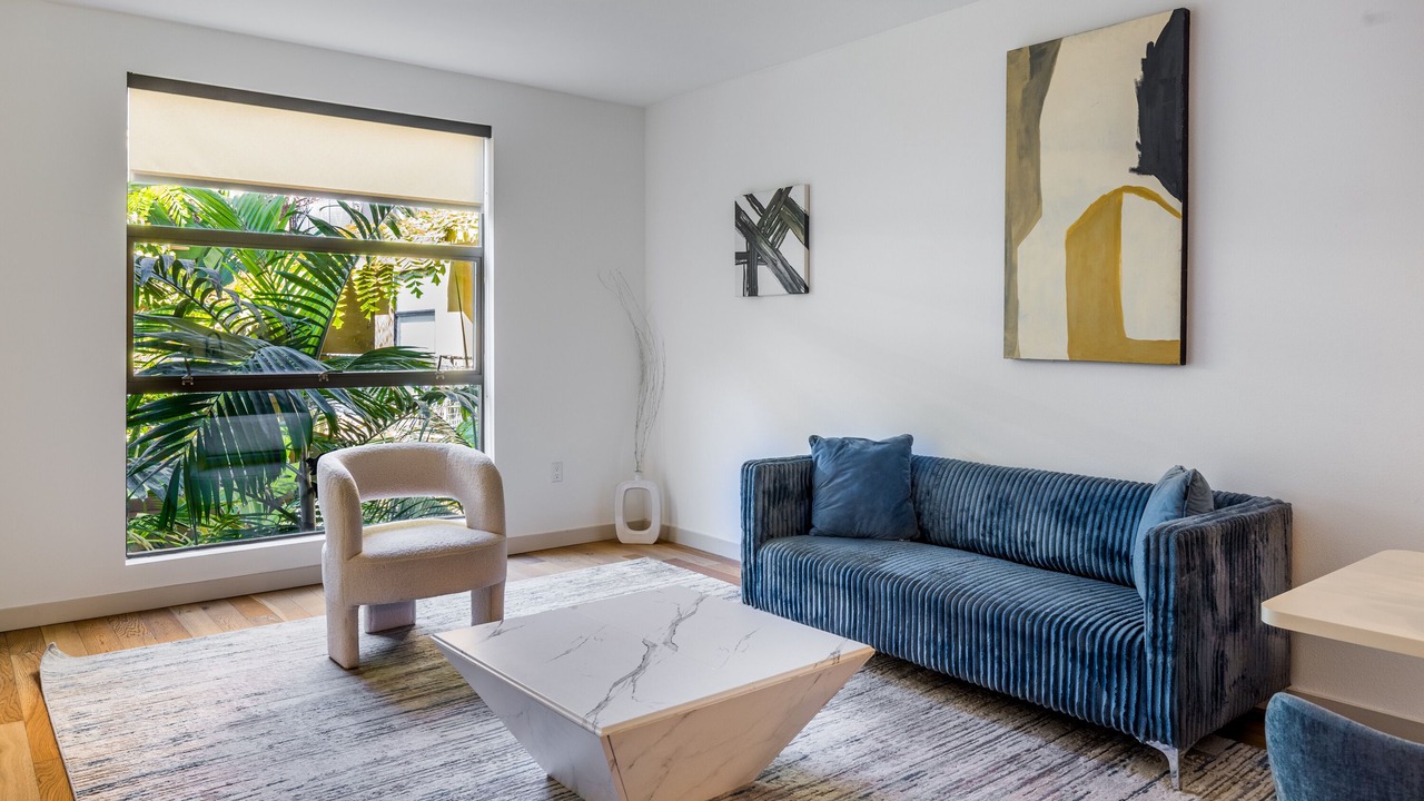 Photo of Livingroom in Beverly Hills