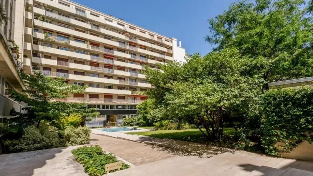 Photo of Outdoor in Faubourg Saint-Germain