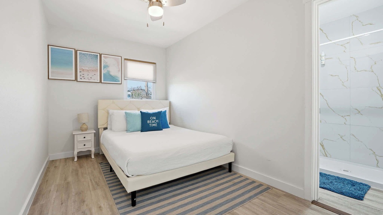 Photo of Bedroom in Del Mar
