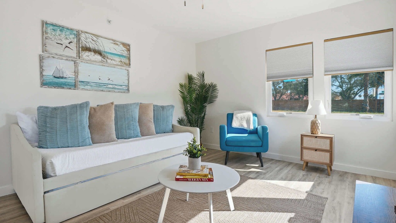 Photo of Livingroom in Del Mar